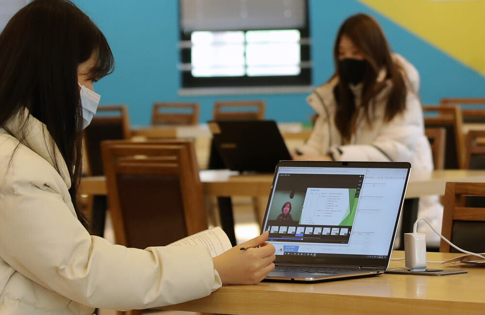 노트북LM 학생 할인 알아보기 2026 | 대학생 필수 AI 도구 활용법 5가지 (직접 써본 후기) 1 image 21 6